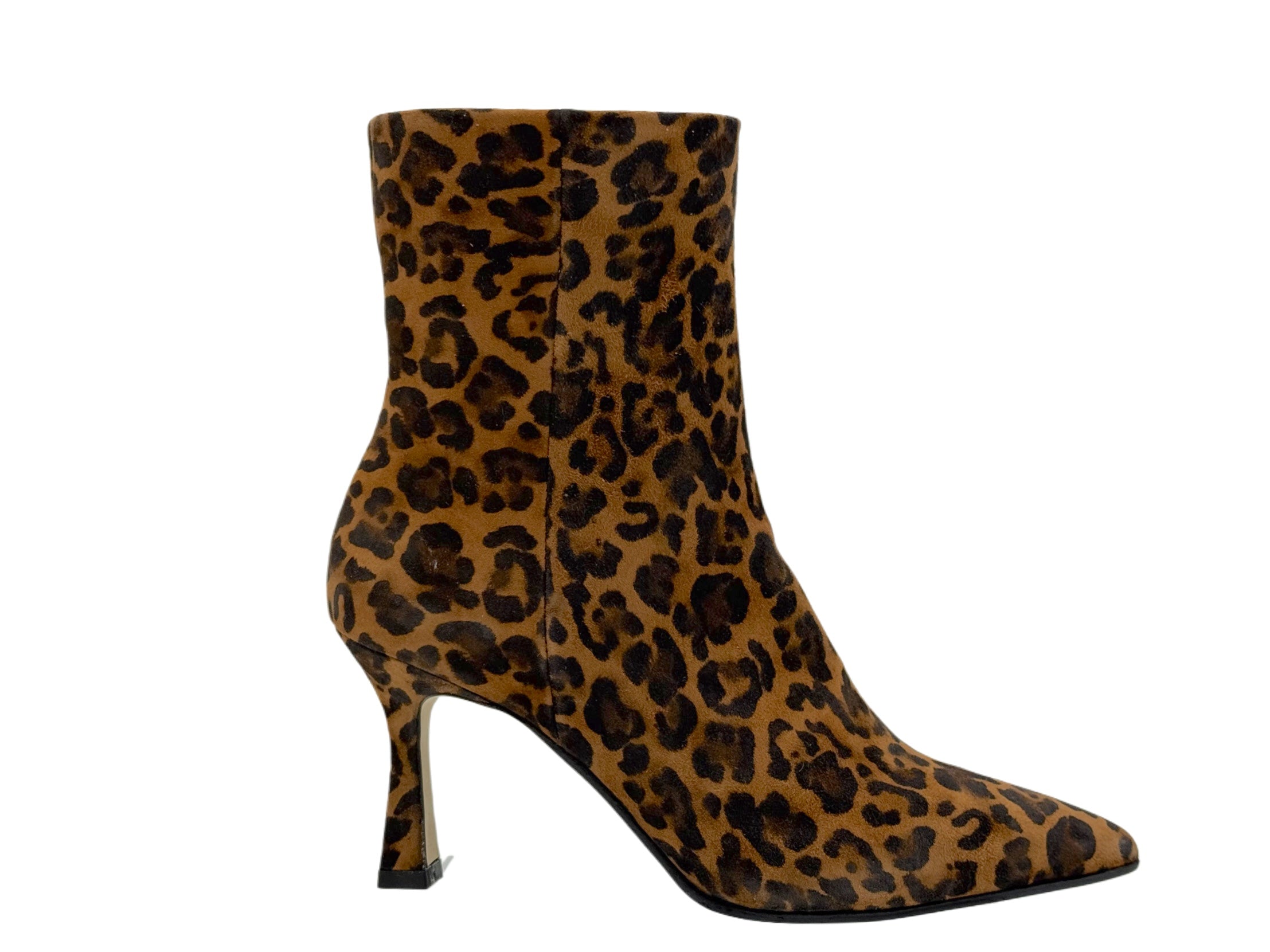 Julie Dee - SC003 (Leopard)