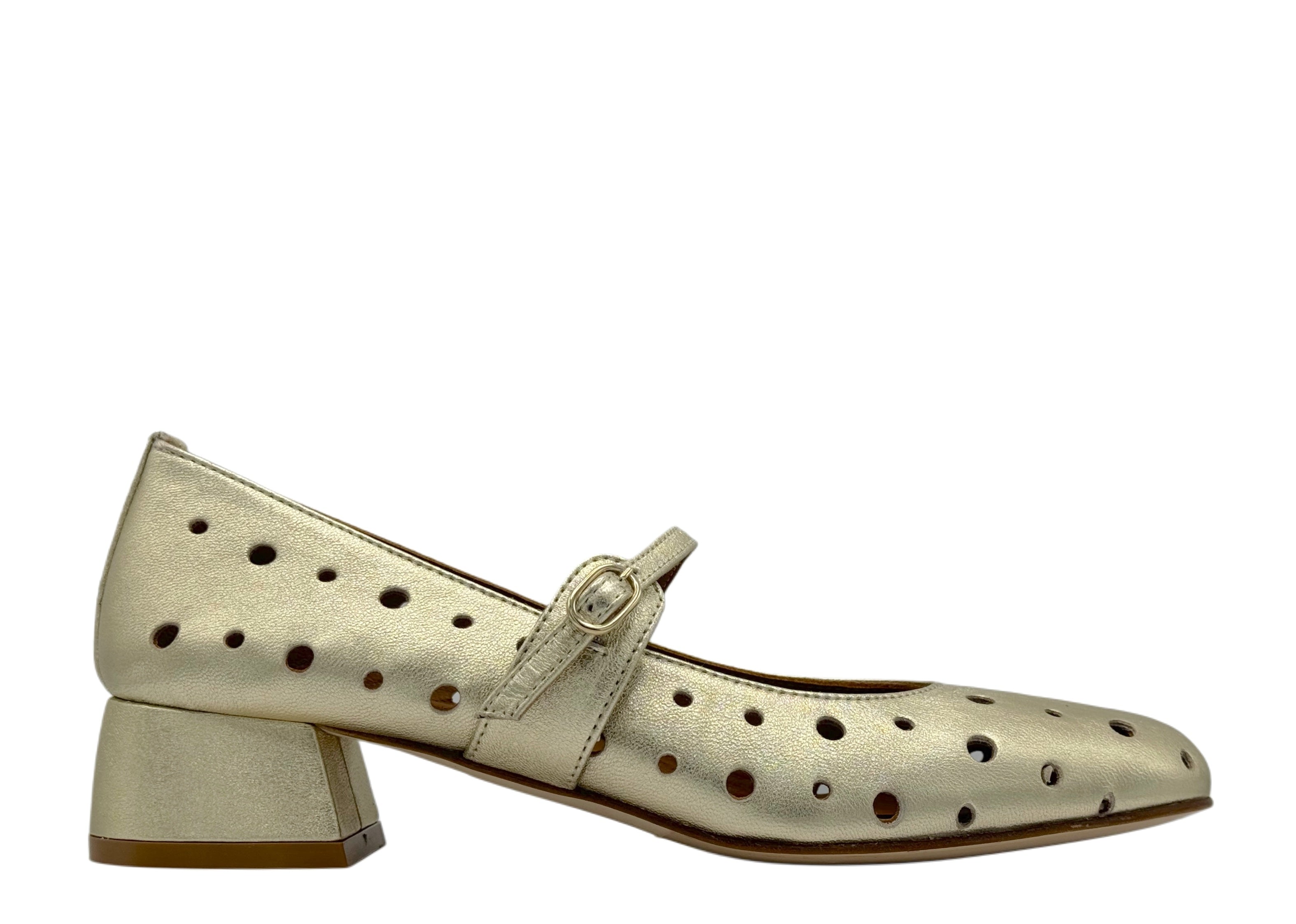 Julie Dee - GE066 (Gold)