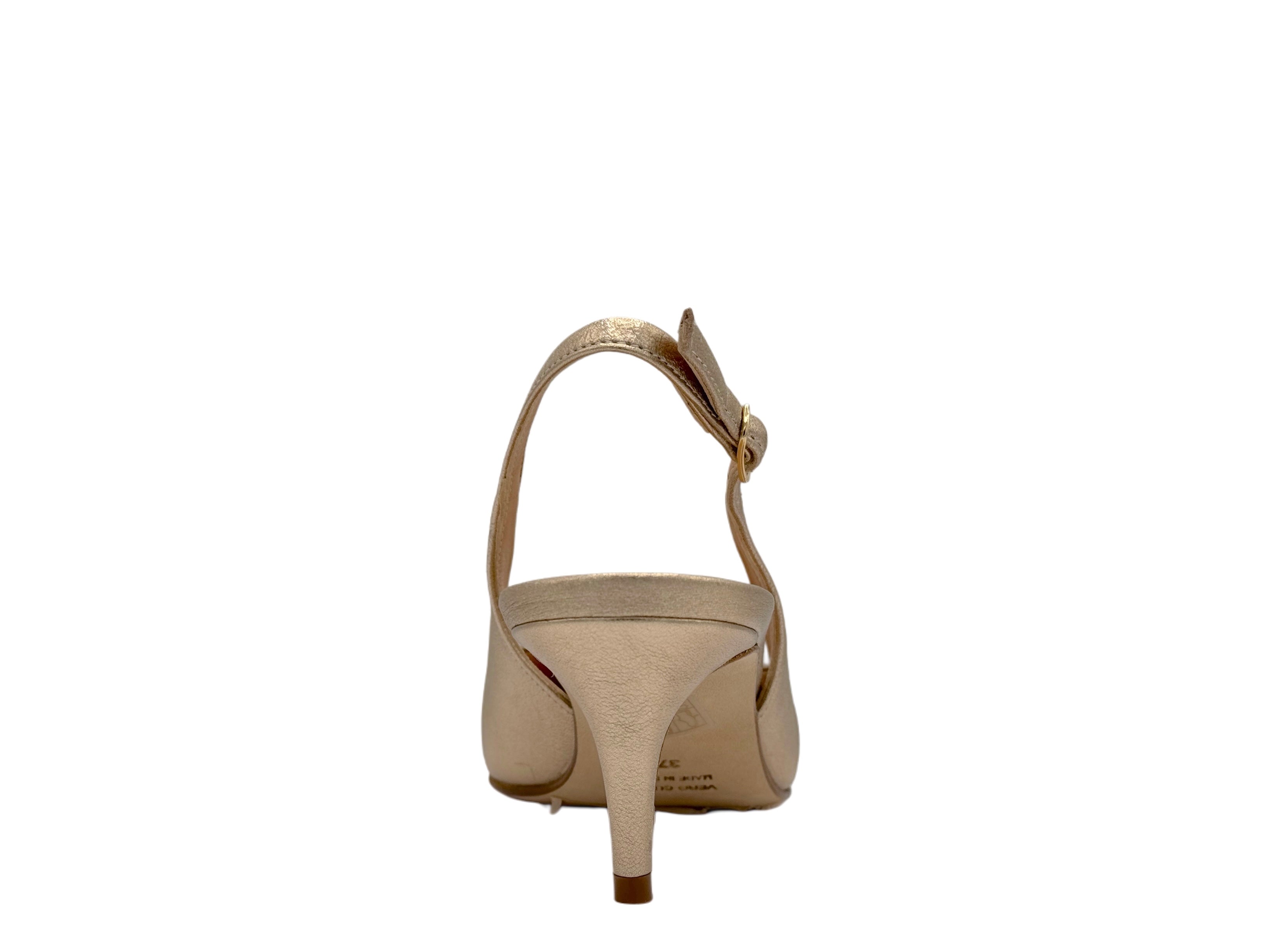 The Seller - SE1005 (Soft Gold)