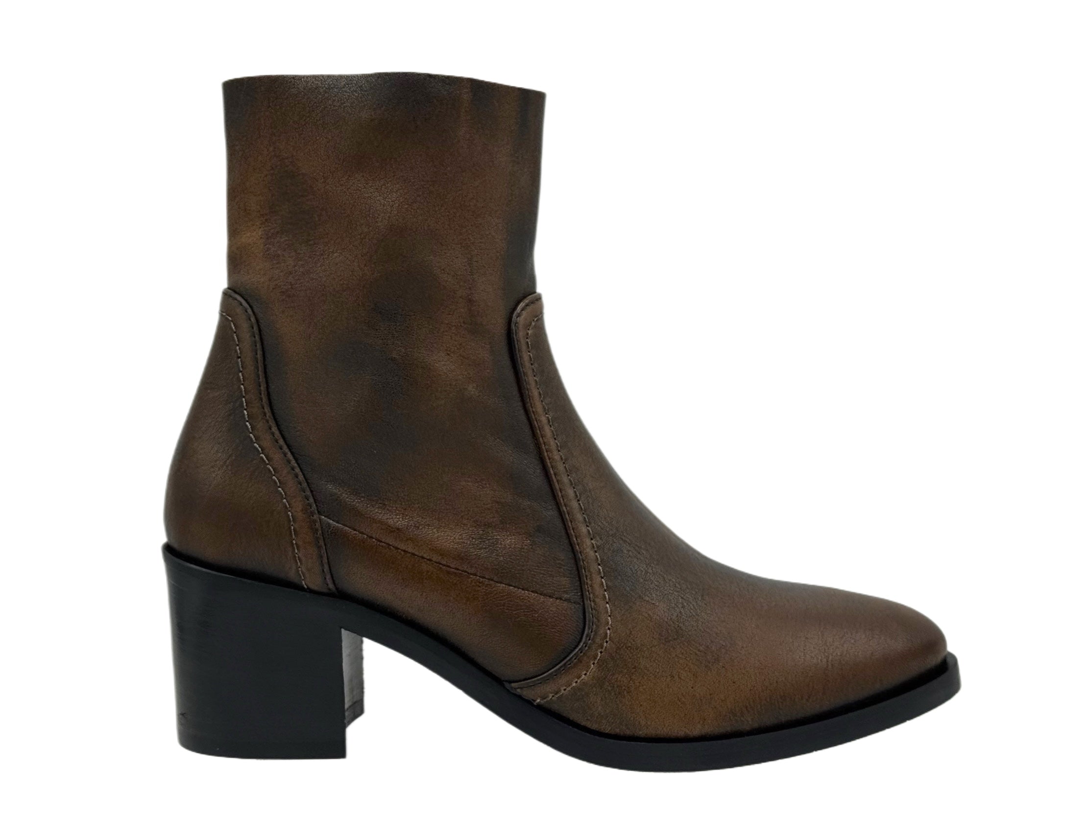 Donna Carolina - 005001 (Rustic Brown)