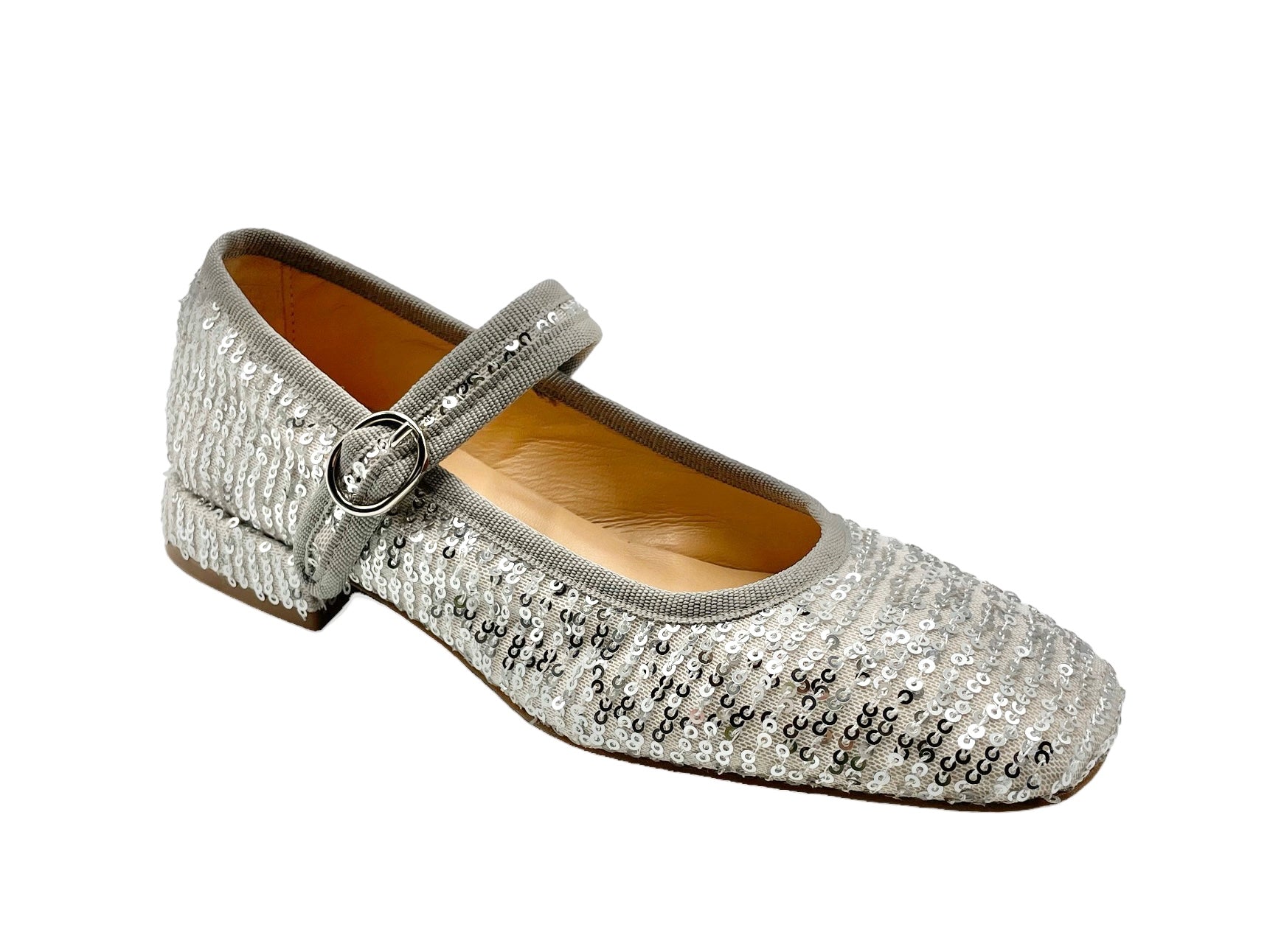 Julie Dee - IV072 (Silver)