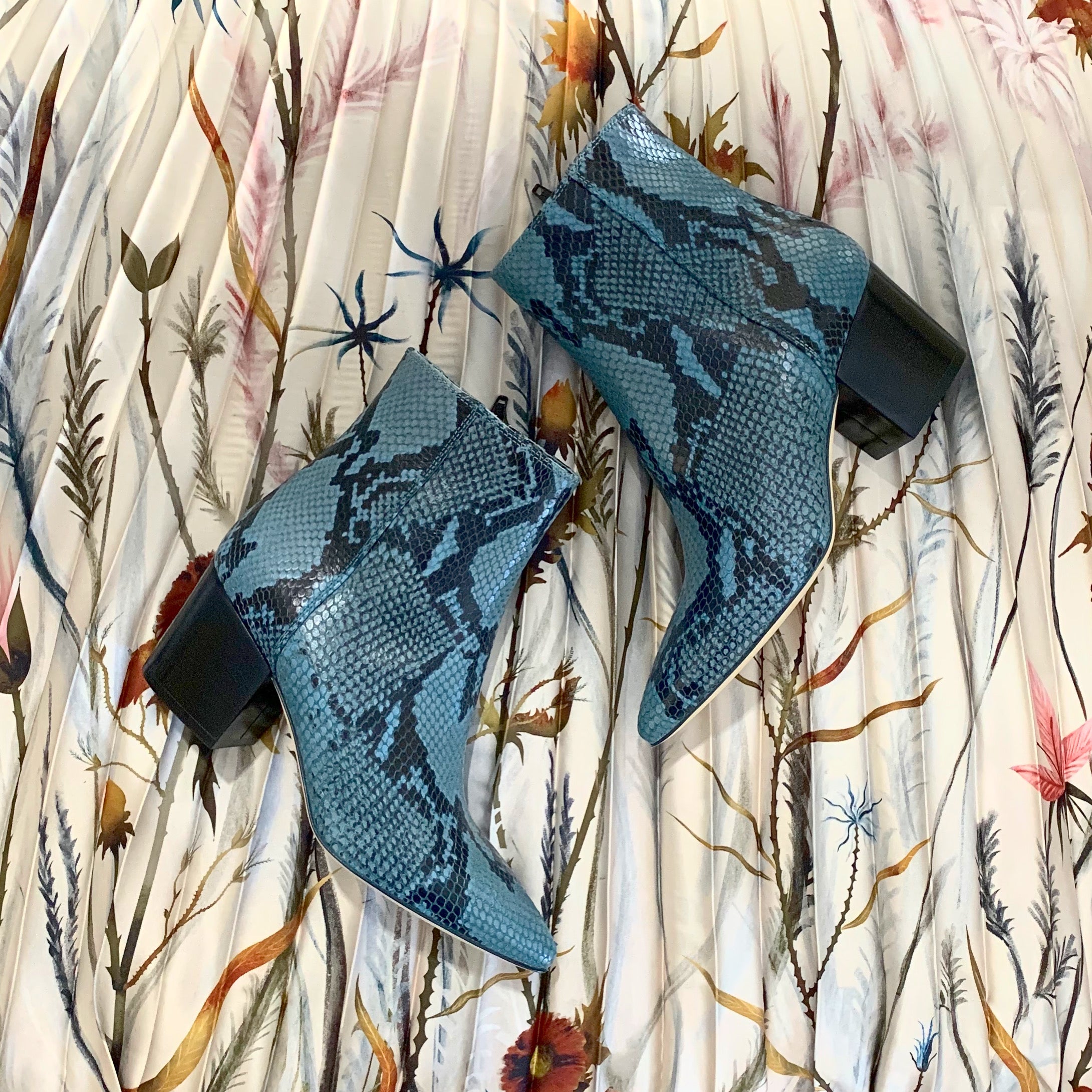 Le Pepe - 1368571 (Blue Snake)