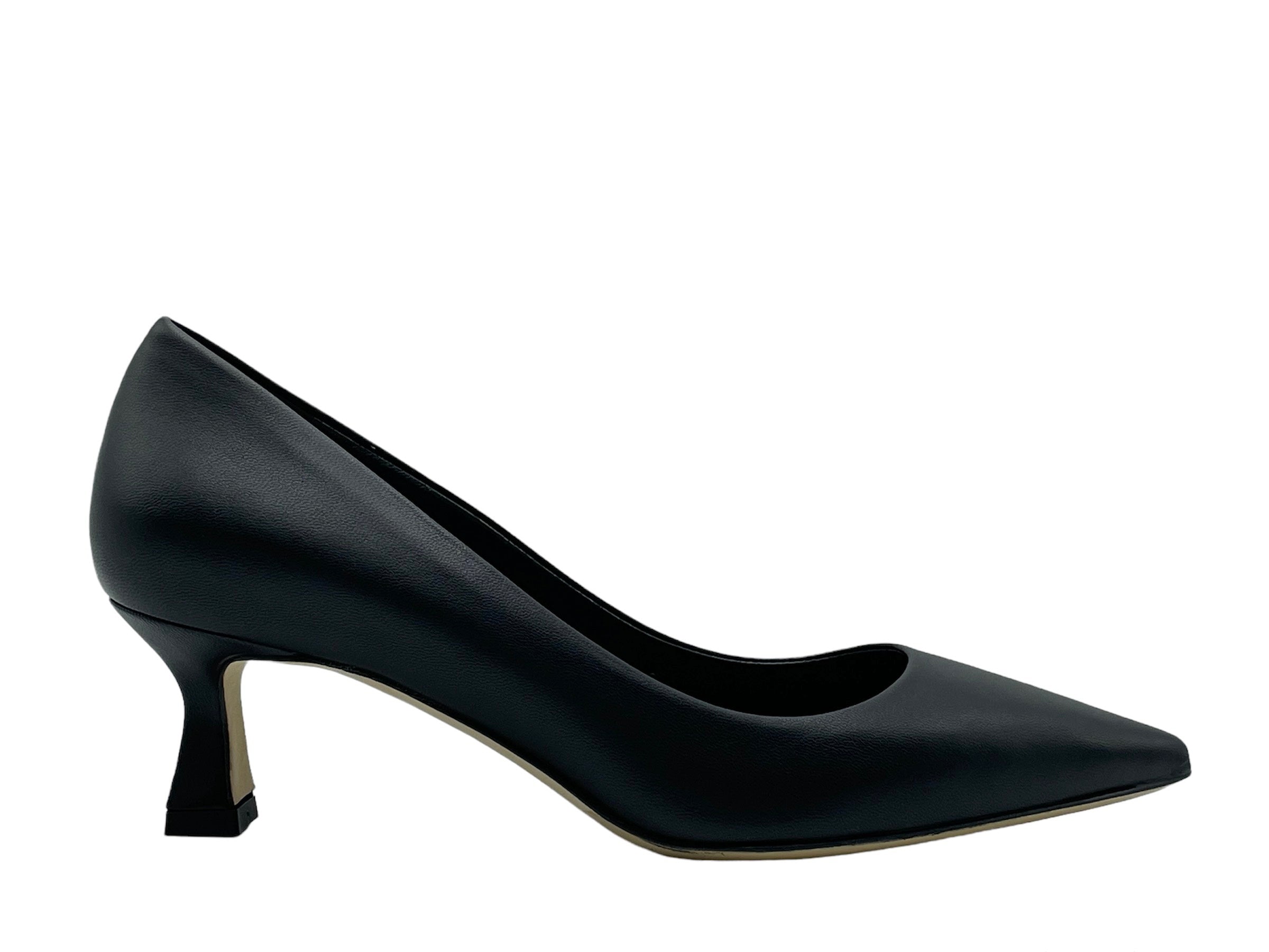 The Seller - S813 (Black)