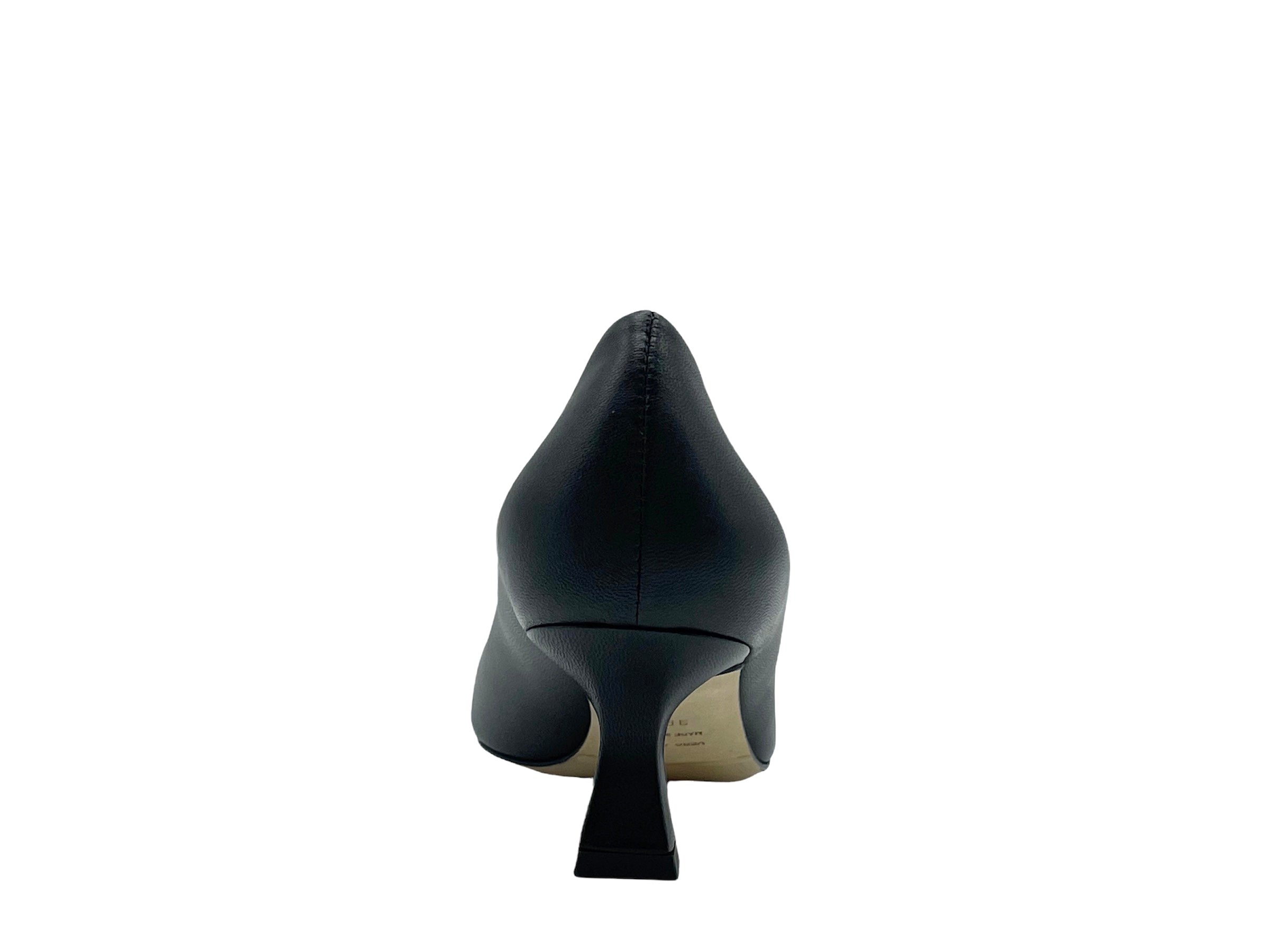 The Seller - S813 (Black)