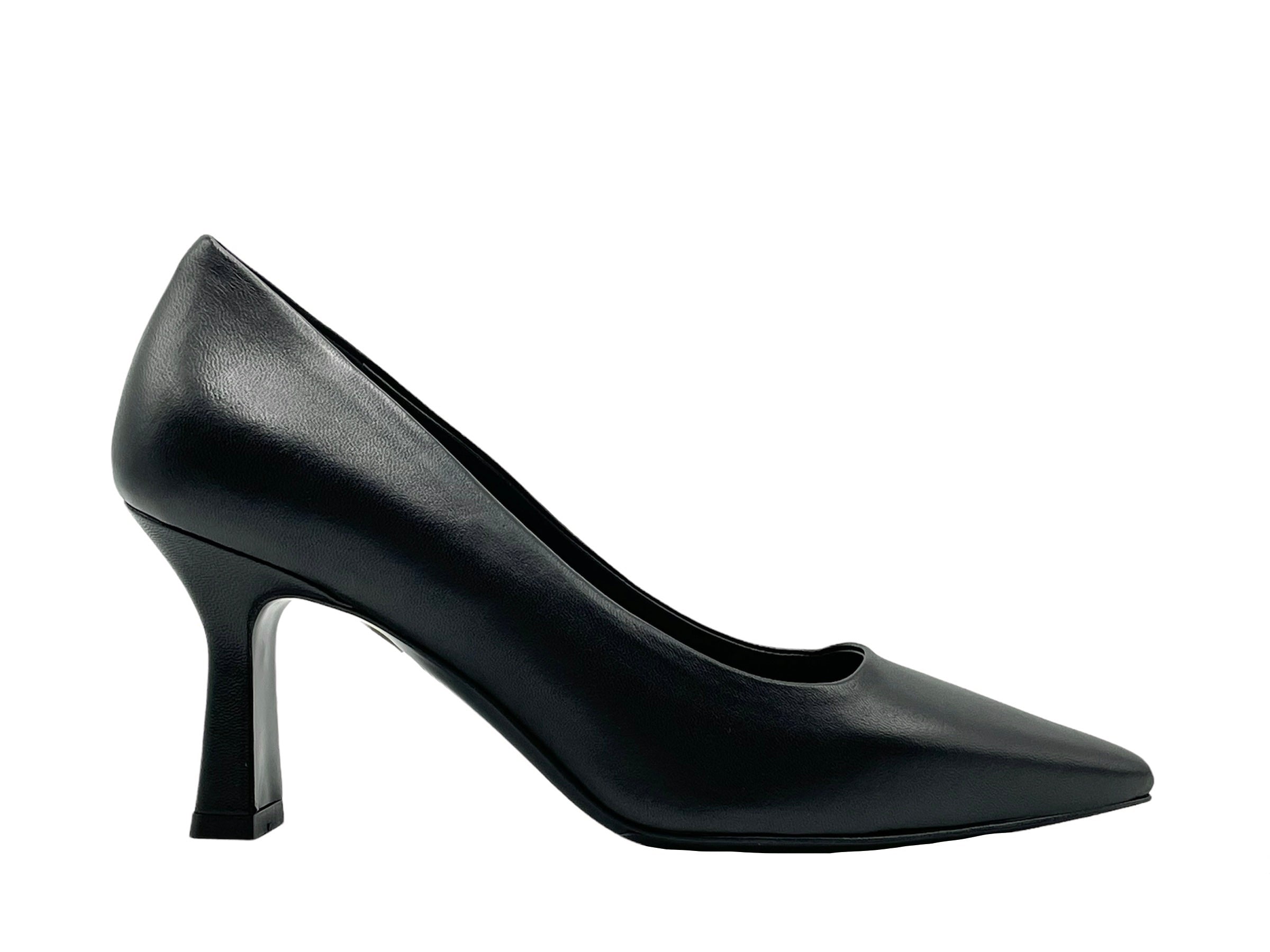 The Seller - S807 (Black)