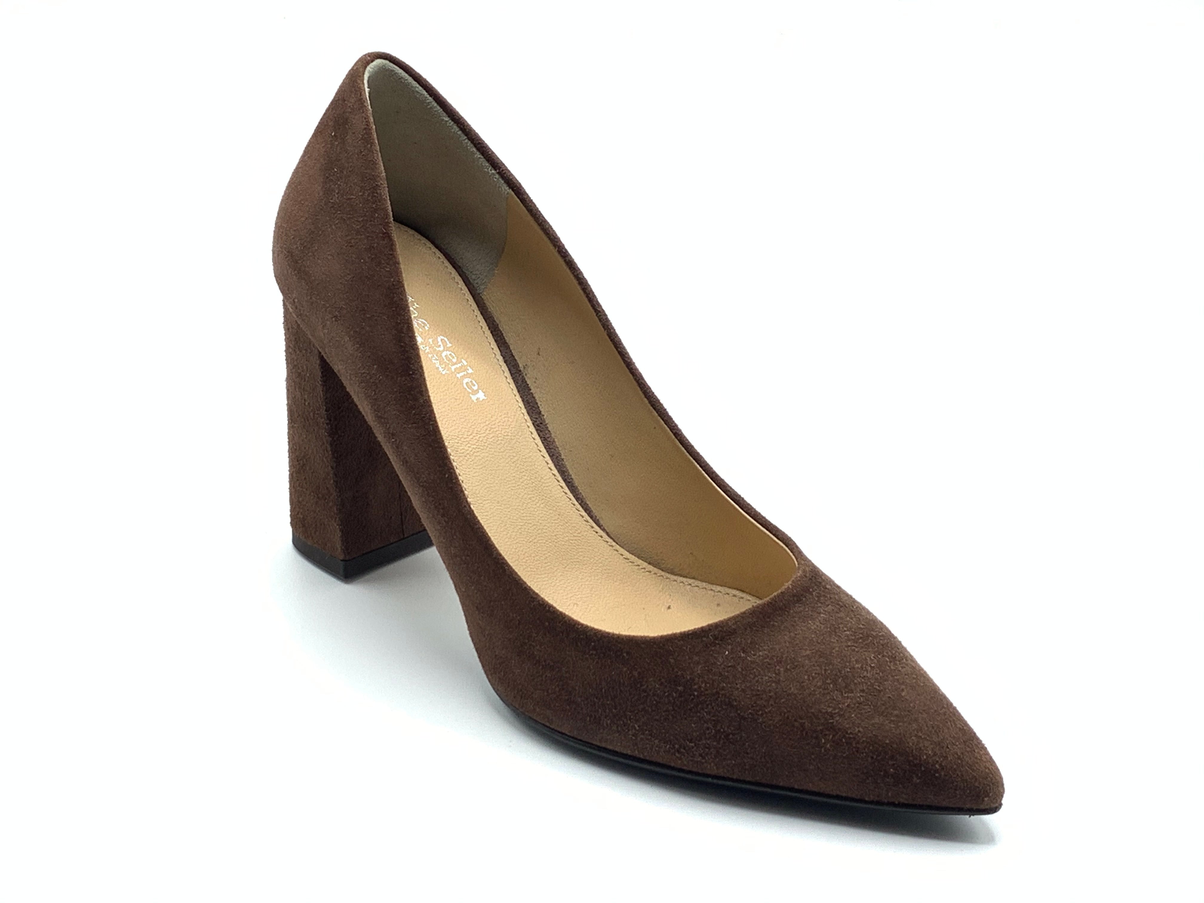 The Seller - S5823 (Brown)