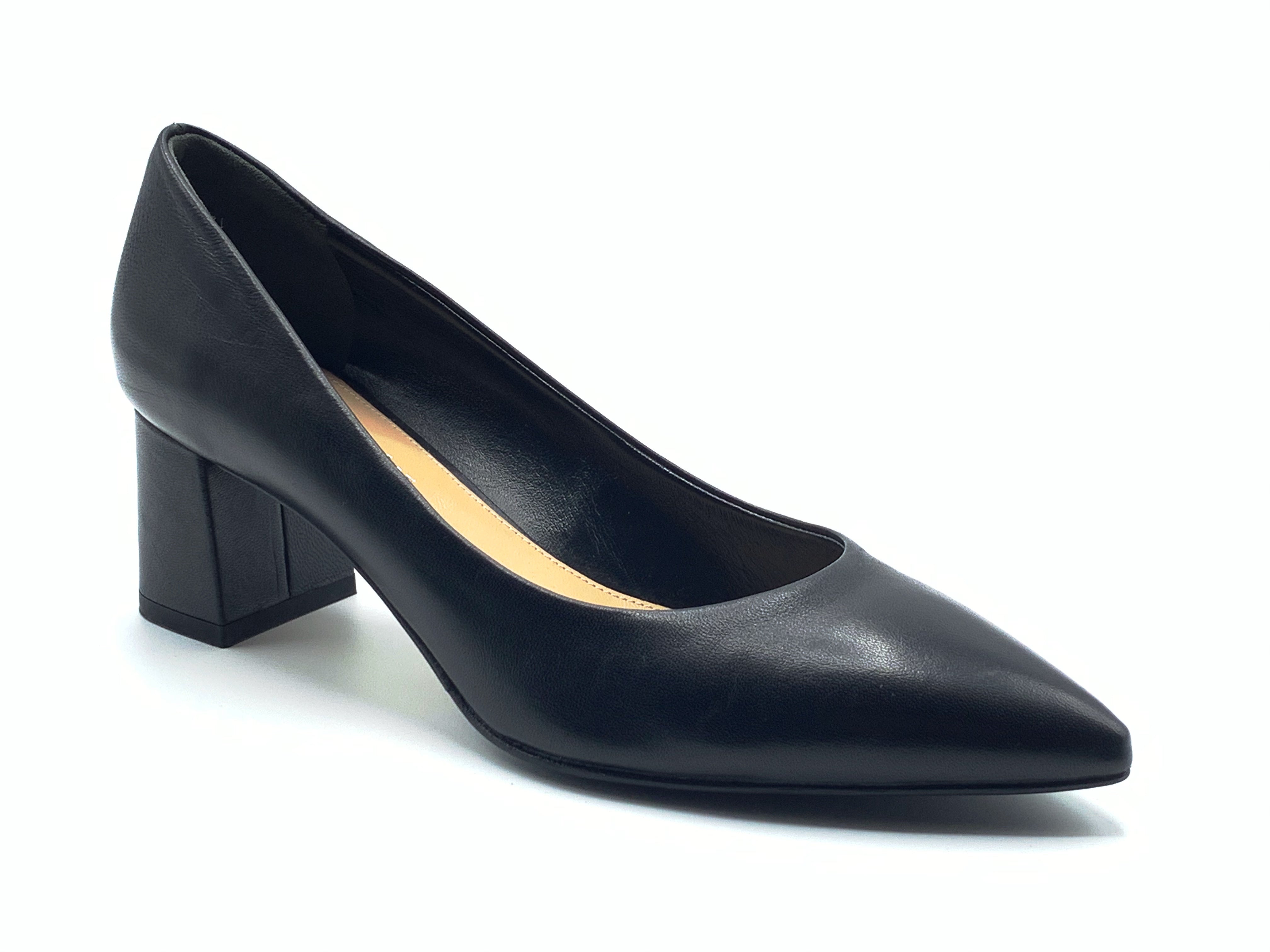 The Seller - S8002 (Black Leather)