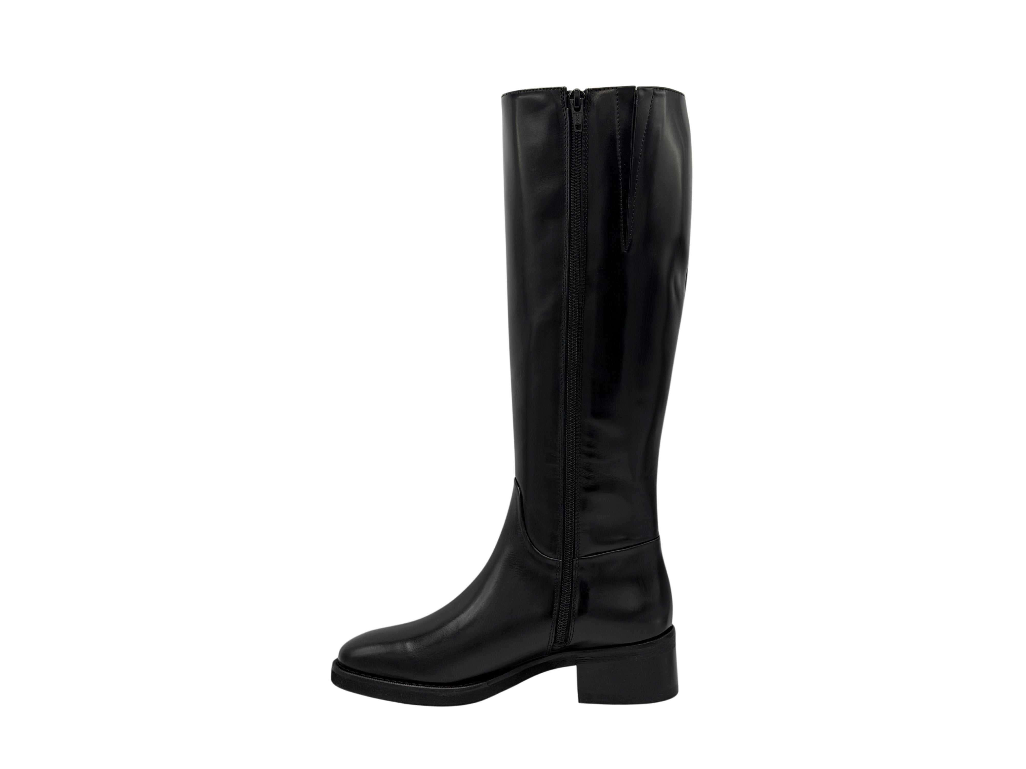 Luca Grossi - K021T (Black)