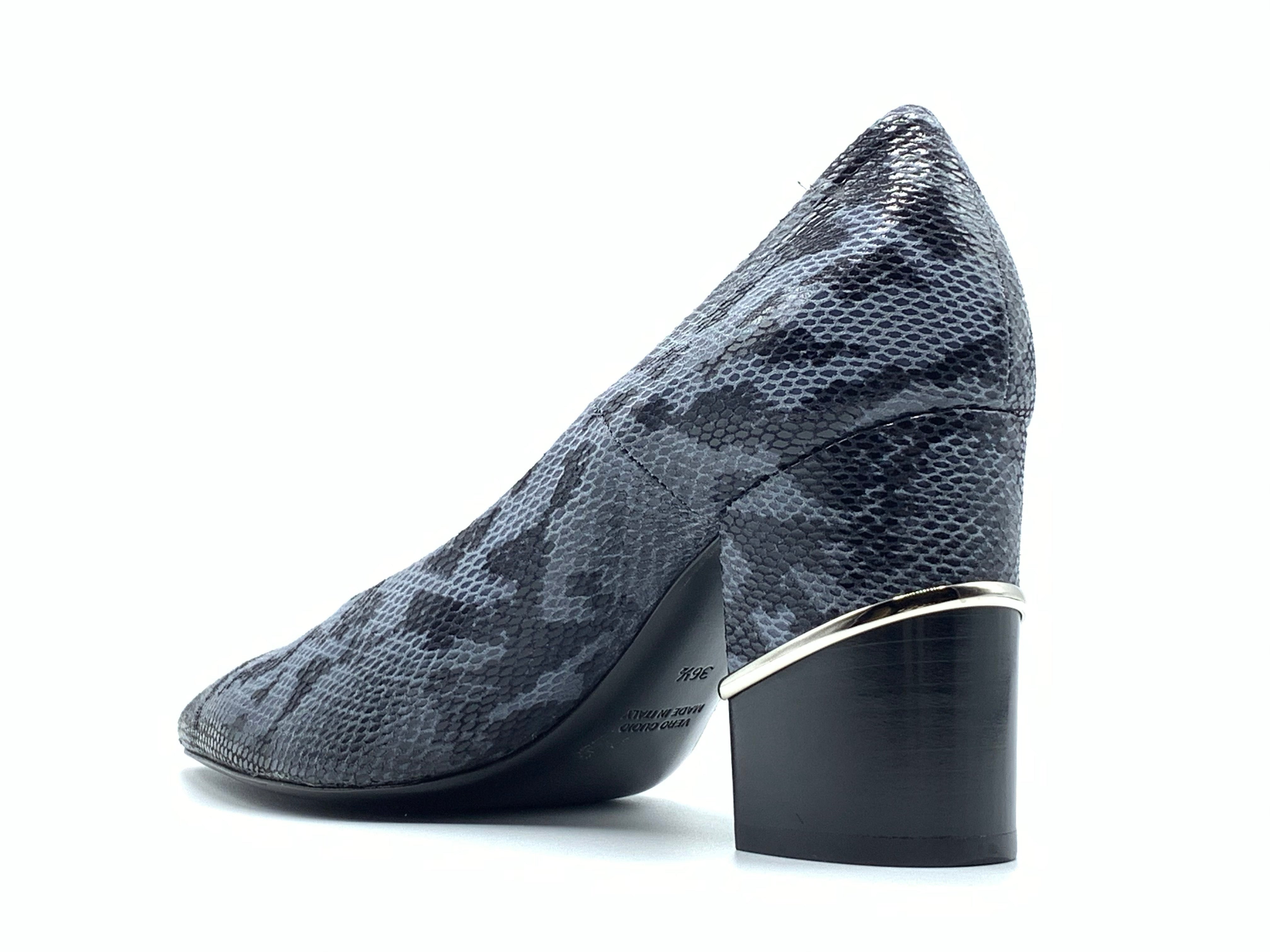 Le Pepe - 1306181 (Blue Snake)