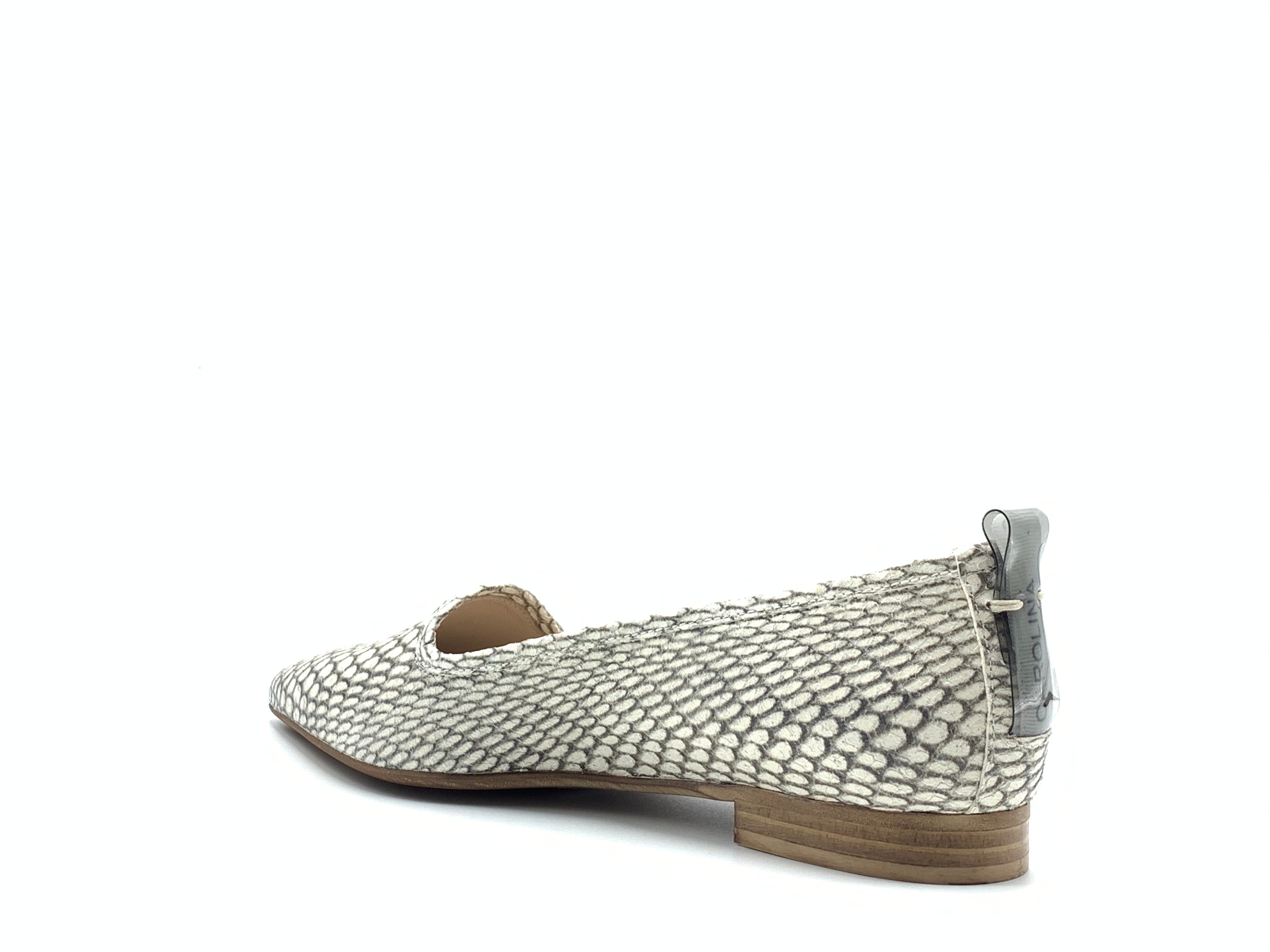 Donna Carolina - 654118 (Snake)