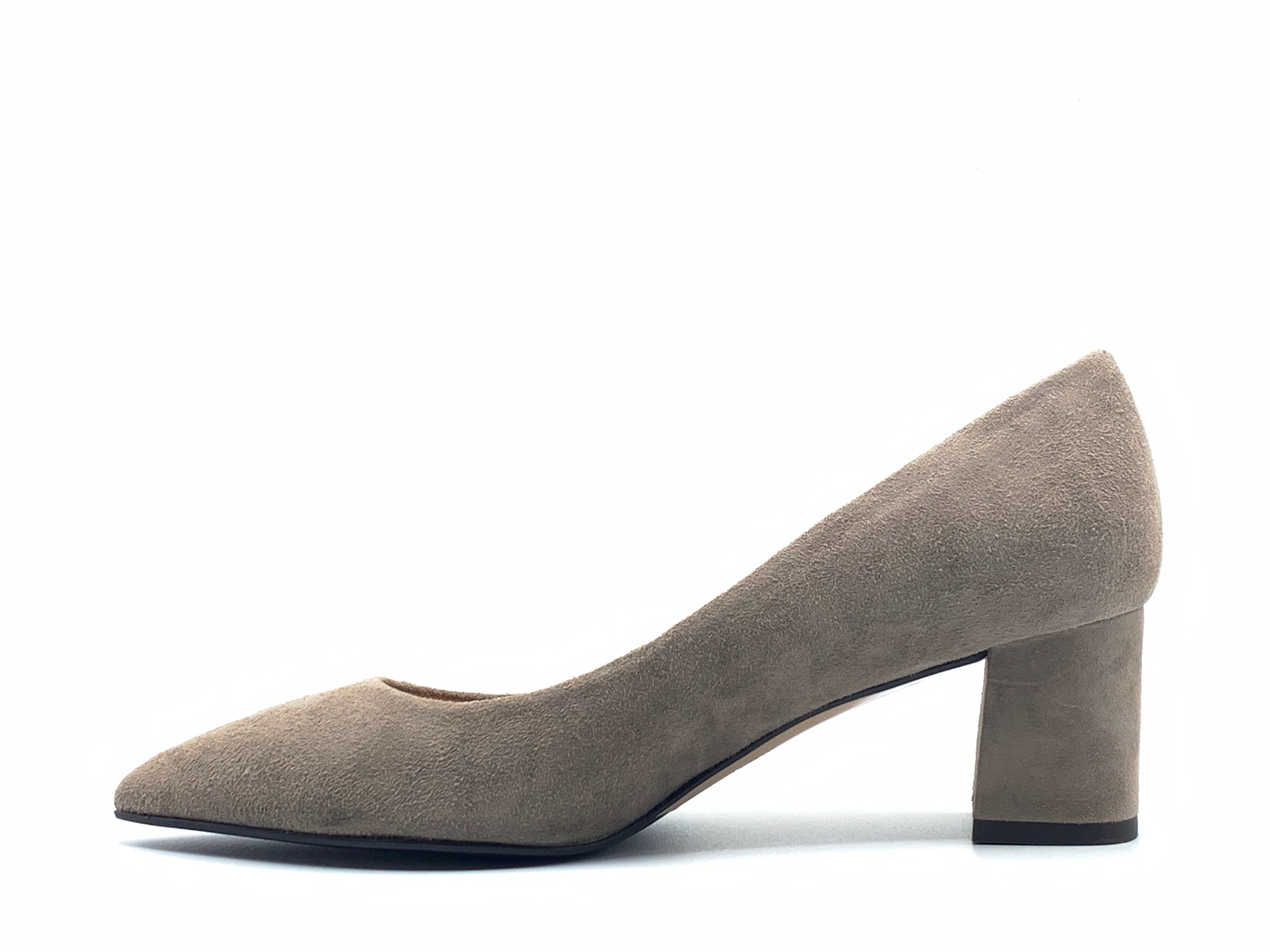 The Seller - S8002 (Taupe Suede)